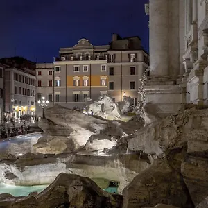 Appartamento Trevi Ab Aeterno - Amazing View Of The Trevi Fountain, Roma