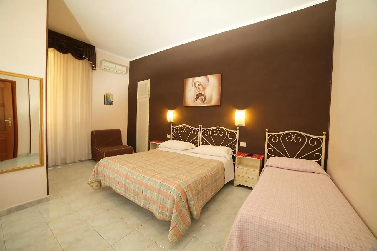 Hotel Giugiu Rome Italy