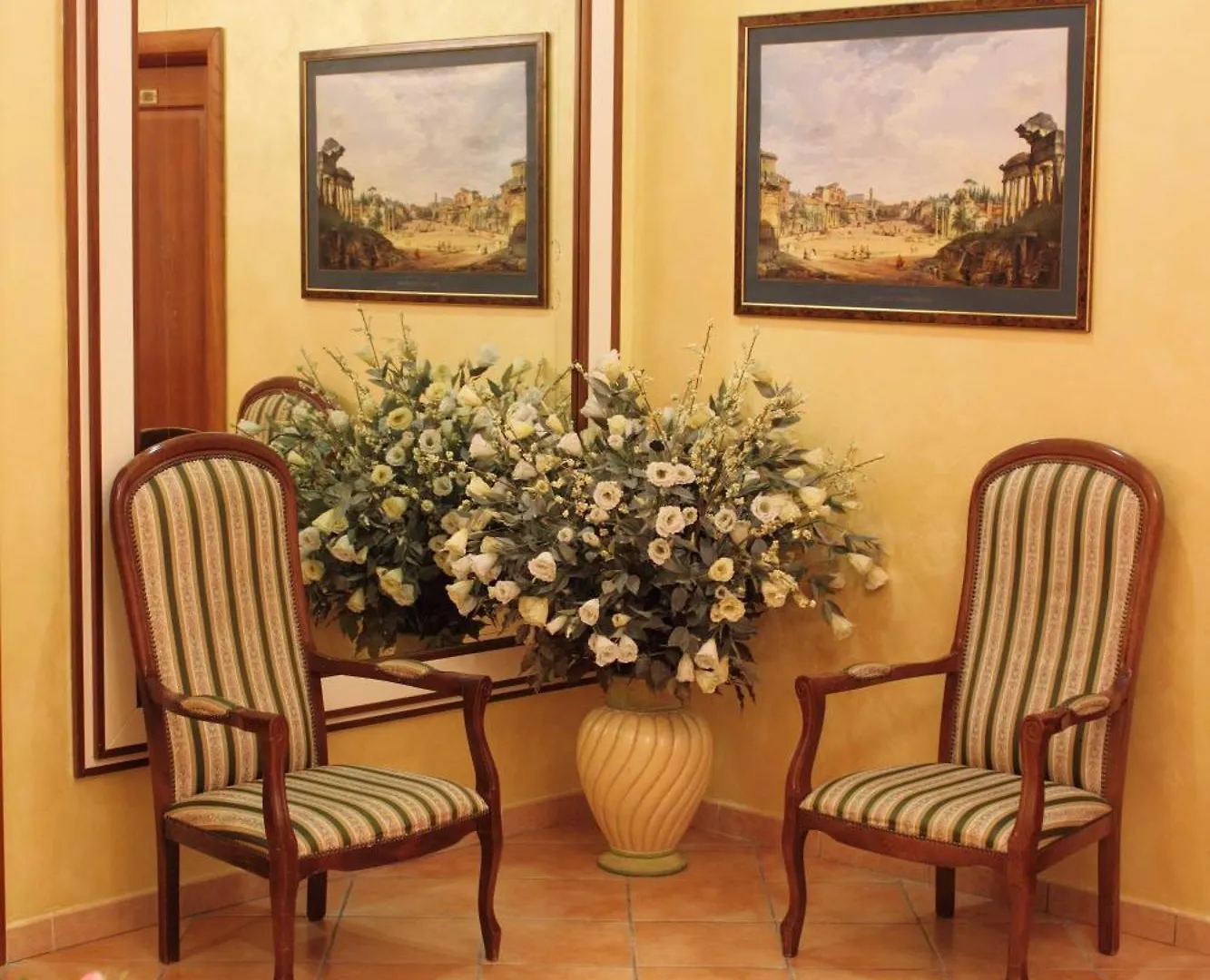 Hotel Giugiu Rome