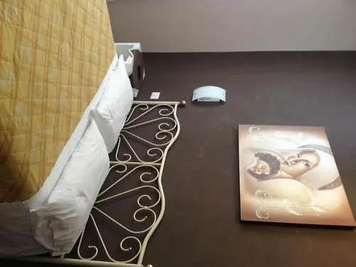 Hotel Giugiu Rome Italy
